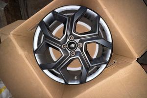 cerchio 18 originale ford fiesta st mk8.5