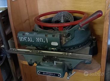 ANTICA MACCHINA STAMPATRICE PRIMI ANNI '900