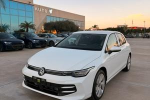 Golf 8 edition plus 1.5 115cv