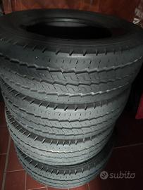 pneumatici Continental 215/70/15CP