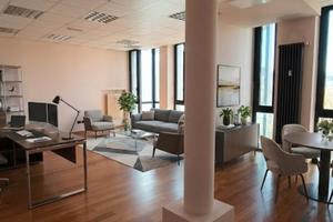 Appartamento uso ufficio/abitazione