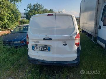 Ford Tourneo Courier 1.5 TDCI 75 CV Plus