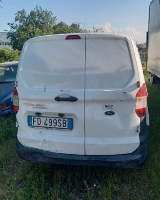 Ford Tourneo Courier 1.5 TDCI 75 CV Plus