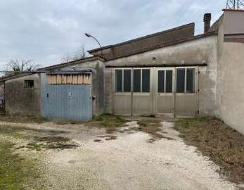 Magazzino a Curtatone