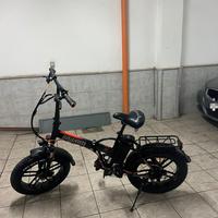 Bicicletta elettrica pieghevole