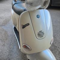 Vespa ET4 150