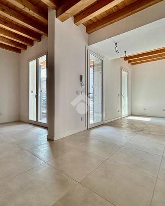 VILLA A SCHIERA A CASTEGNATO