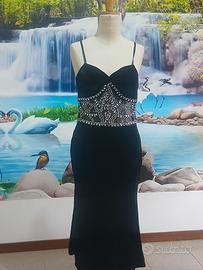 Vestito nero con strass