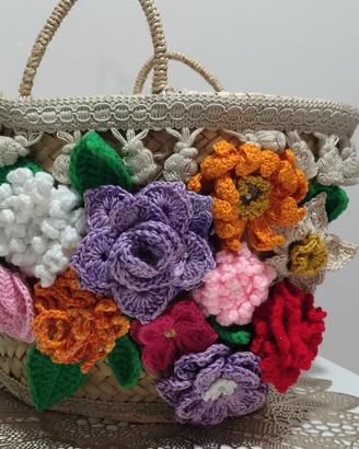 Fiori realizzati all'uncinetto 