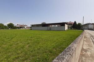 Terreno di 940 m² a Corno di Rosazzo