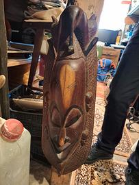 M9aschera tradizionale africana