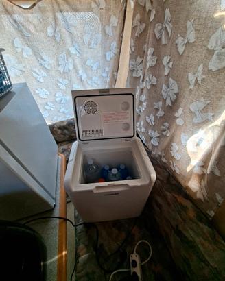 Frigo da viaggio  va 230  e 12v   i 