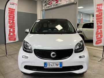 Smart ForFour 70 1.0 Youngster 71CV Tetto Panorami