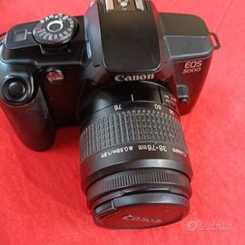 fotocamera analogica Canon 
