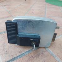 serratura elettrica per cancello