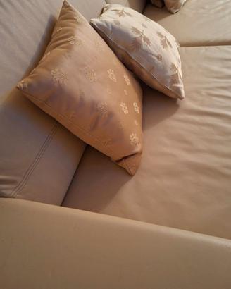 Divano letto in pelle