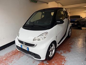 Smart ForTwo 1000 52 kW MHD cabrio pulse