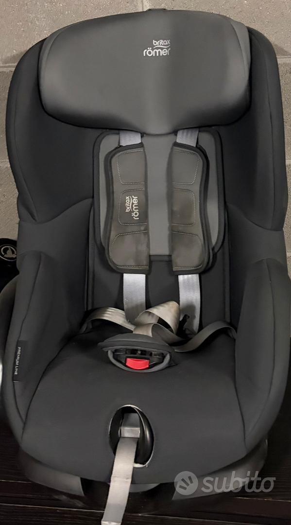 Seggiolino auto Britax Römer i-Size