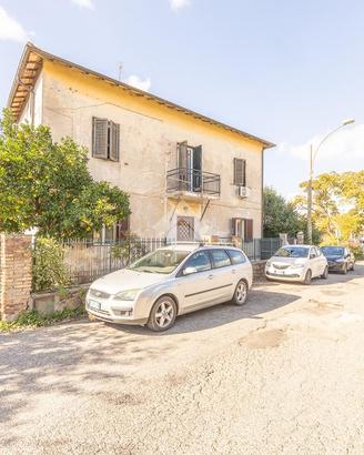 4 LOCALI A ALBANO LAZIALE