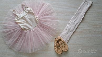 Tutu, calze e scarpette per danza calssica tg.4 A