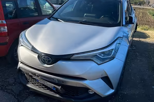 Toyota CHR full hybrid