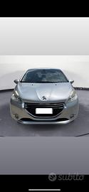 Peugeot 208 HDi allure 2014