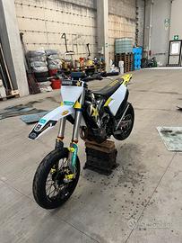 HUSQVARNA  FC  450  2021 ROCKSTAR targata