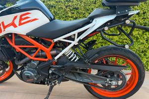 KTM DUKE 390
