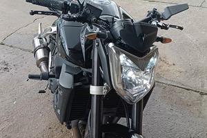 Yamaha FZ1 
