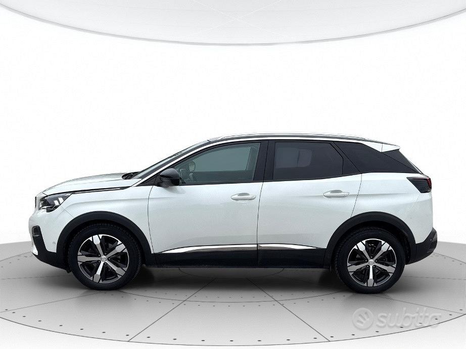 Peugeot 3008 2020 photo 2