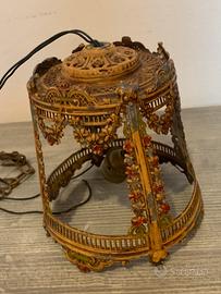 Paralume in ferro decorato datato del 600