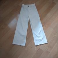 Pantalone wide leg bianco di Stradivarius