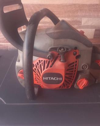 Motosega hitachi