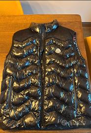 Smanicato moncler