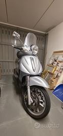 Scooter Piaggio Beverly 500