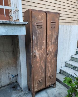 Armadio spogliatoio vintage
vintae anni 50