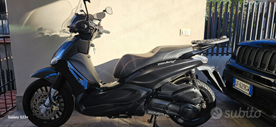 Piaggio Beverly 300
