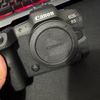 Canon EOS R5 BODY nero Nuova