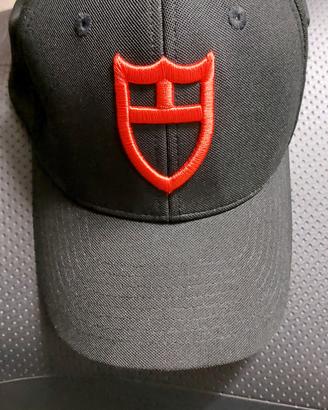 cappellino tudor