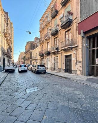 BORGO semi-indipendente ristrutturato