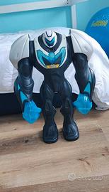 Max Steel Gigante 