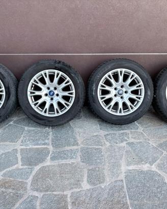 Cerchi e gomme 215-55-16