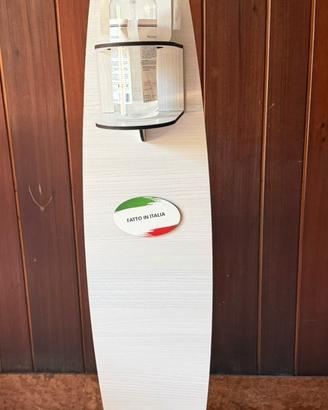 Totem colonnina per dispenser in legno