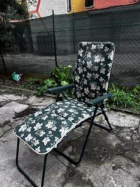 Sedia a sdraio pieghevole da giardino con cuscino
