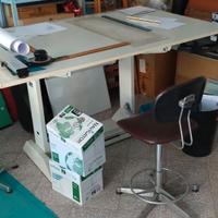 Tavolo da disegno professionale