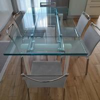 Tavolo cristallo allungabile Cantori e sedie