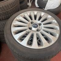 Cerchi e gomme ford fiesta