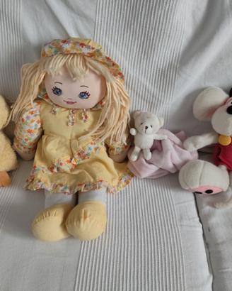 Peluche di varie grandezze