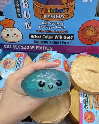 squischy rainbow raviolo a sorpresa