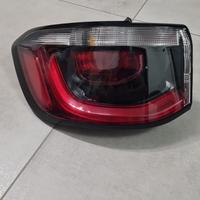 Faro Jeep Compass posteriore sx